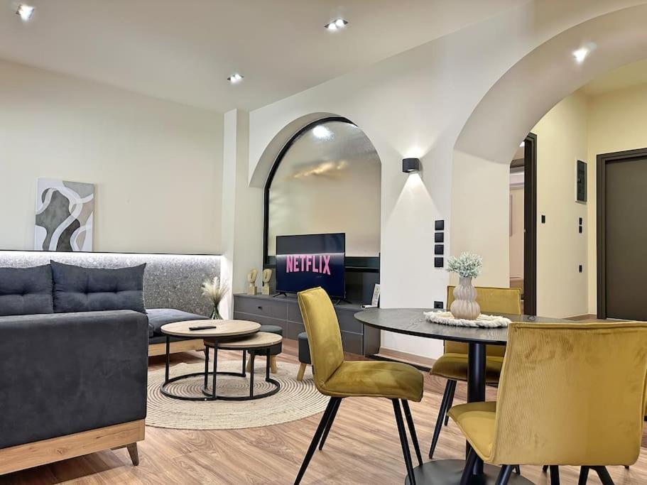 Oasis Luxury Apartments Erétria Extérieur photo