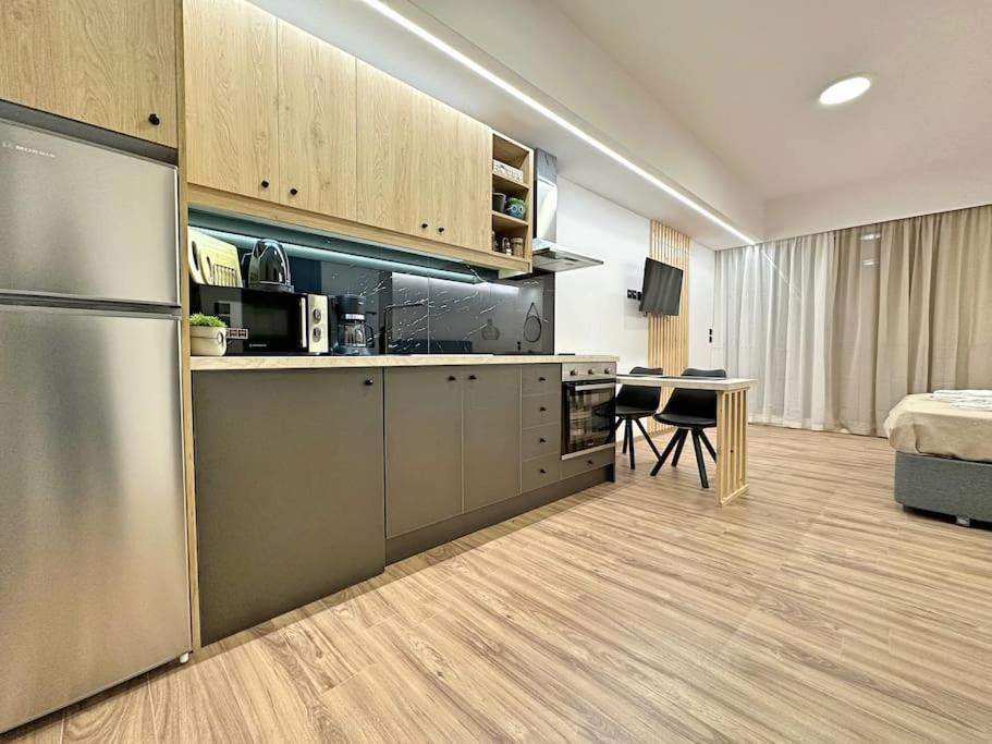 Oasis Luxury Apartments Erétria Extérieur photo