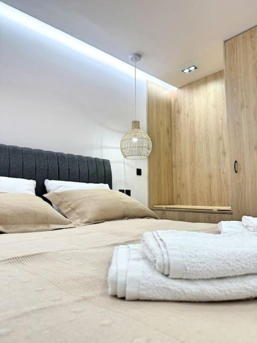 Oasis Luxury Apartments Erétria Extérieur photo