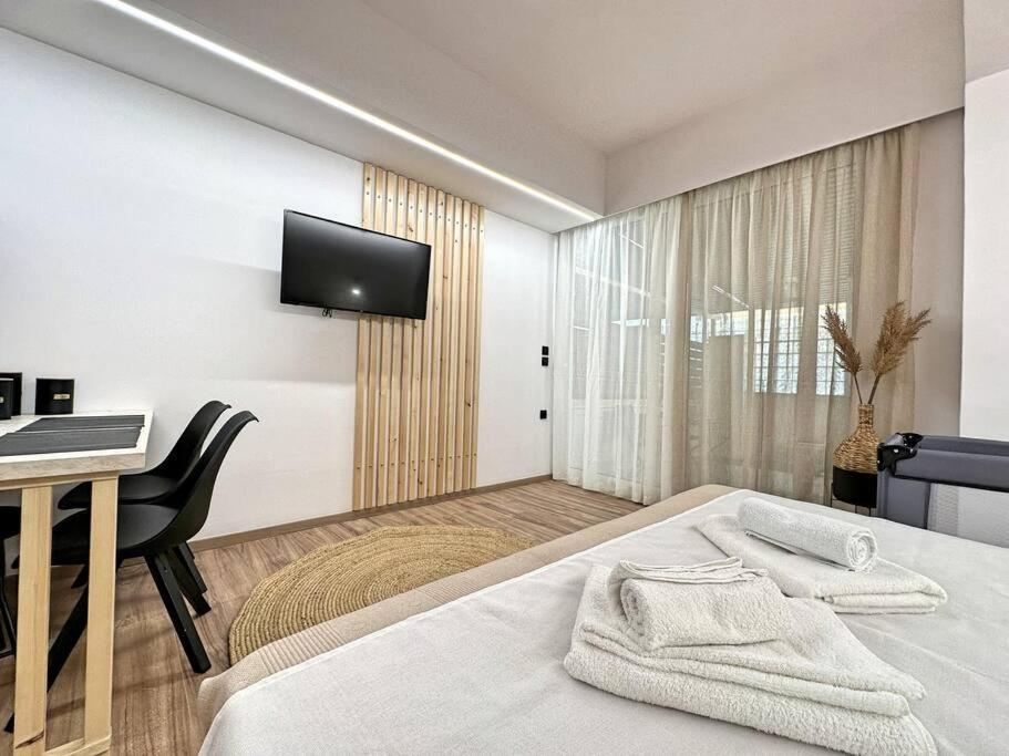 Oasis Luxury Apartments Erétria Extérieur photo
