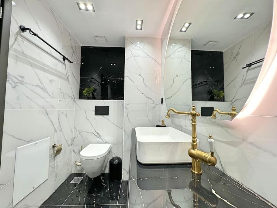 Oasis Luxury Apartments Erétria Extérieur photo