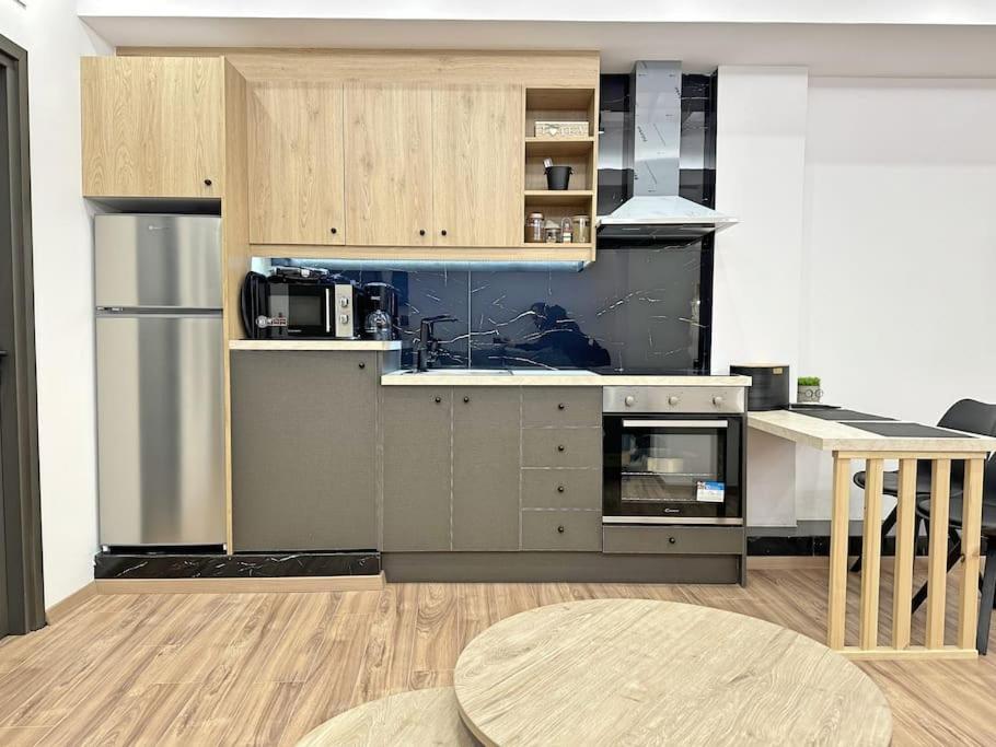 Oasis Luxury Apartments Erétria Extérieur photo
