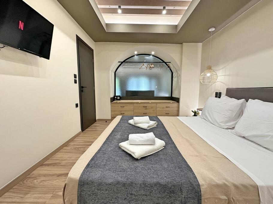 Oasis Luxury Apartments Erétria Extérieur photo