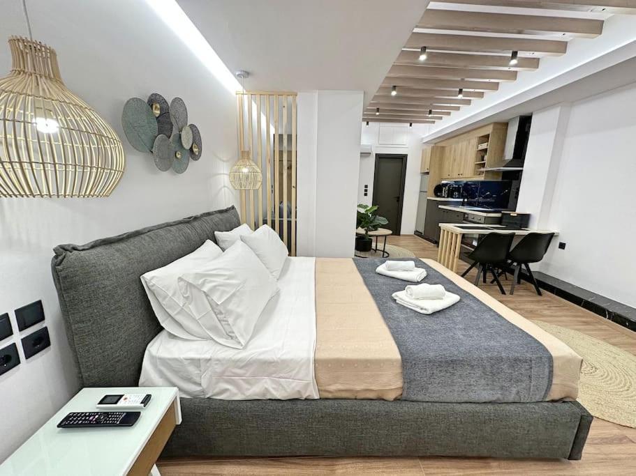 Oasis Luxury Apartments Erétria Extérieur photo